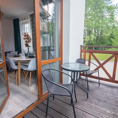 Invest Zeromskiego 15/8 Apartment